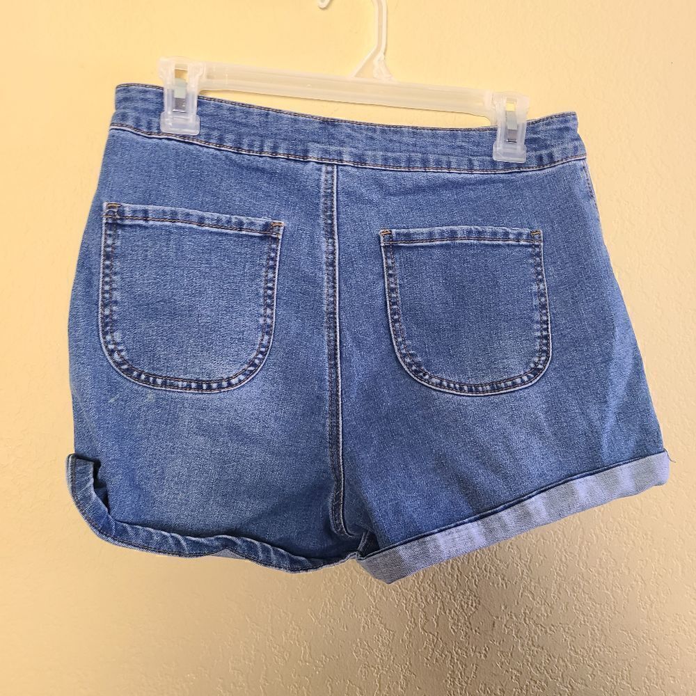 Copper Key Shorts - Picture 3 of 6